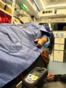 Detektor oxidu uhelnatého v sanitce při zásahu ve Štramberku, snímek ZZS MSK